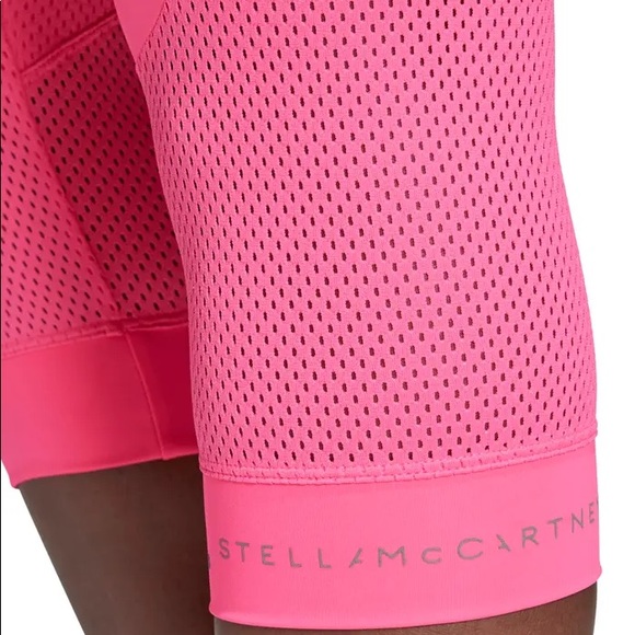 Performance Essentials 3/4 Tights
STELLA MCCARTNEY - Picture 10 of 10